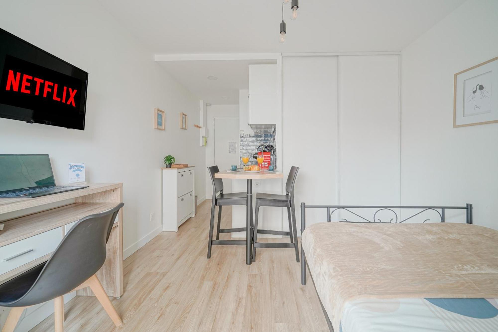Le Cli'Chic Apartamento Clichy Exterior foto